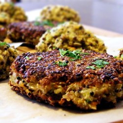 Quinoa Bratlinge Rezept (vegetarisch)